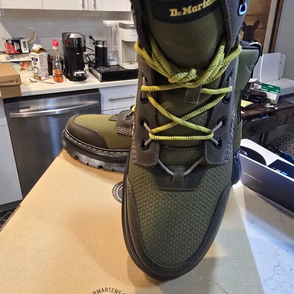 Genuine Dr. Martens Tarik Zip Boots ( Men Size: US 10 UK 9 ) Olive / Green NEW - Picture 2 of 15